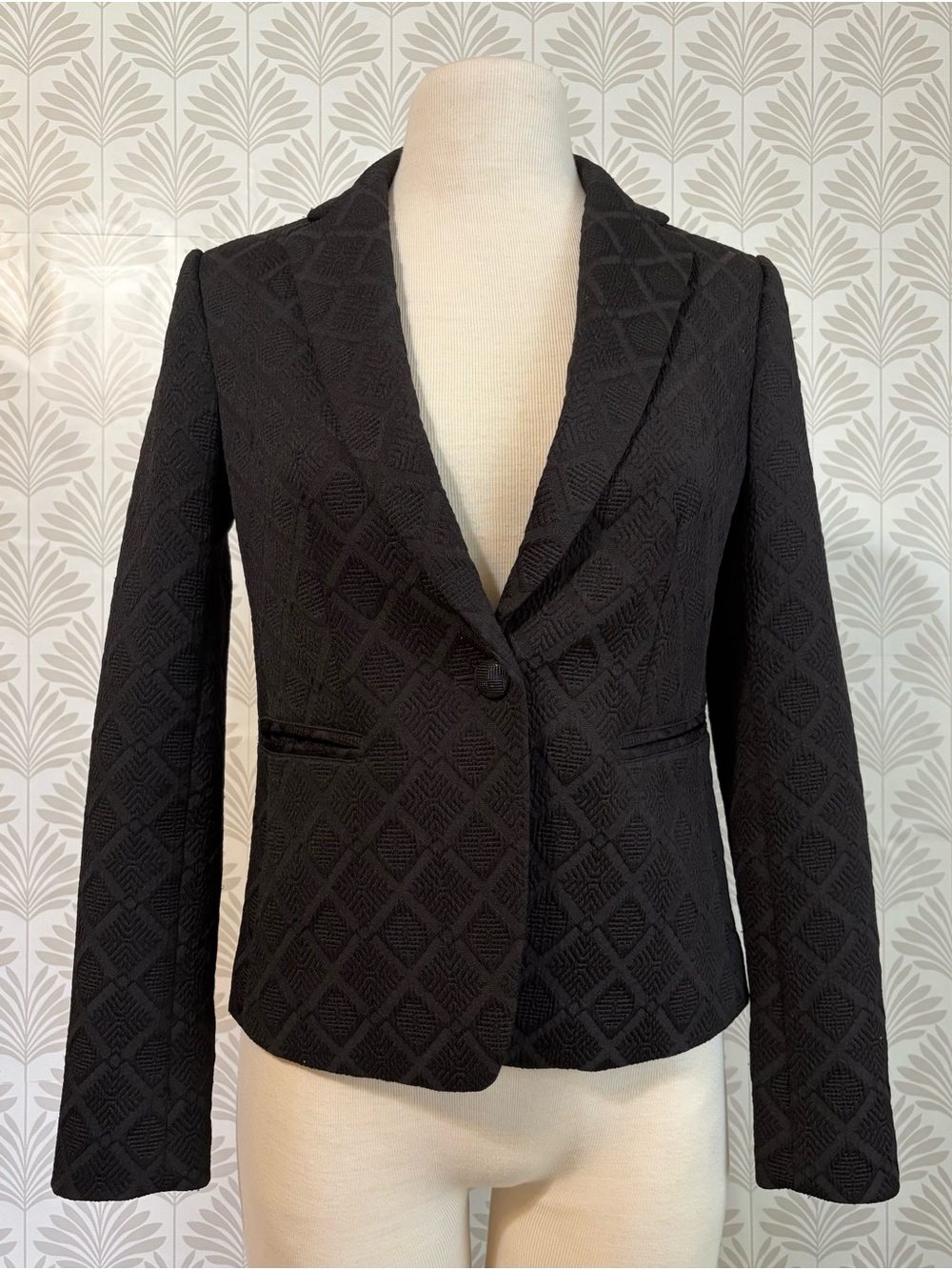 Ann Taylor Black Textured Single-Button Blazer
